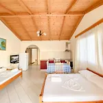 Summerland Apartment