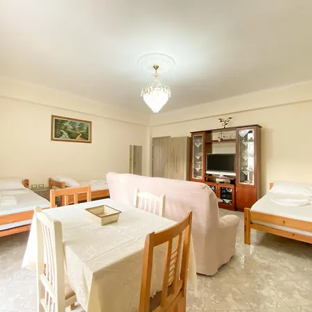 Summerland Apartment