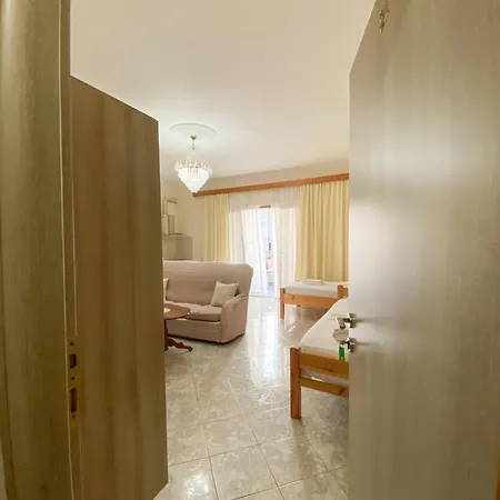 Summerland * Sarandë